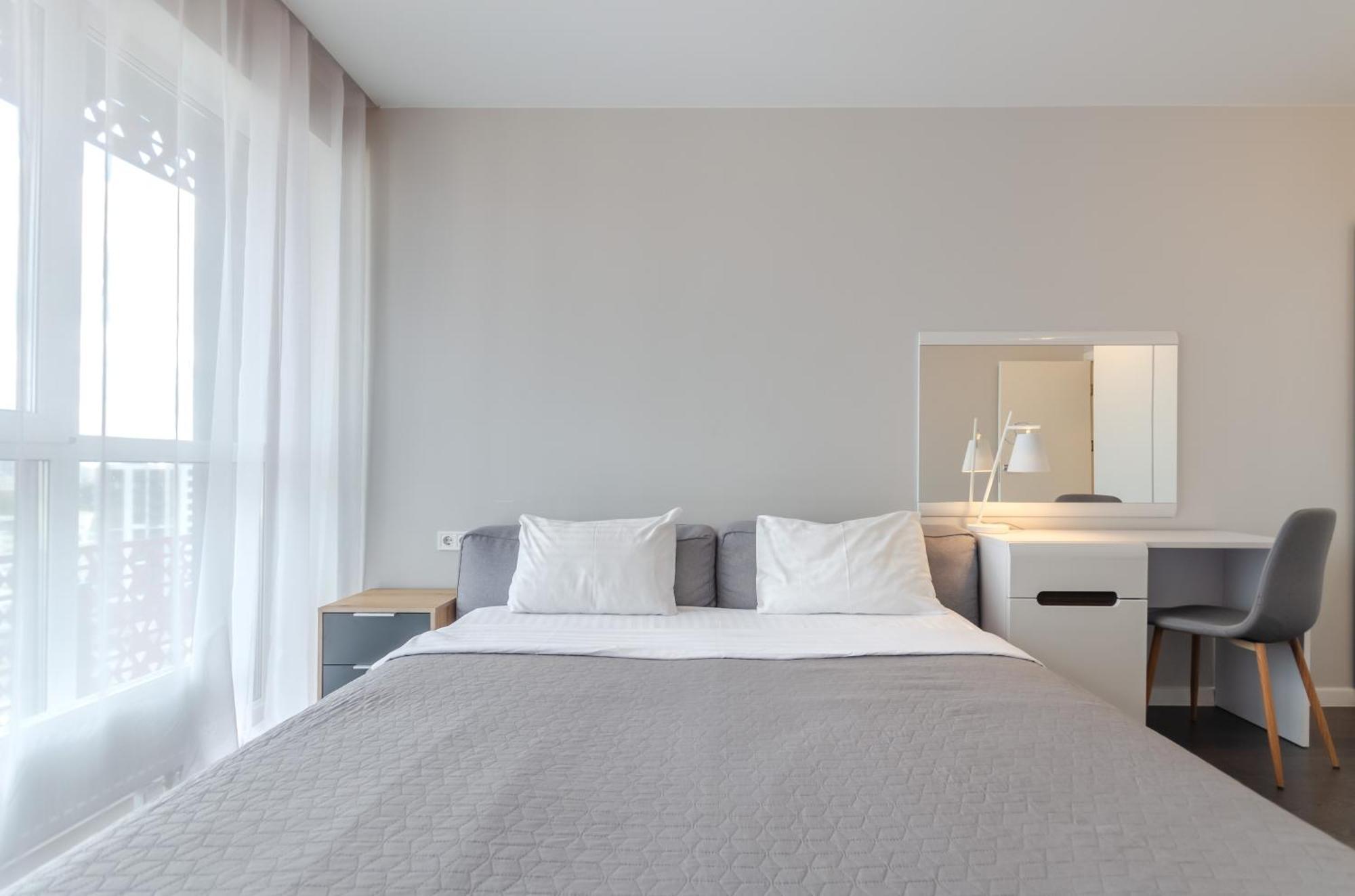 Petrovdom 41B-59B-90B-77B Stunning City View Apartments At Rc Kvartet, Central Railway Station Kiev Exteriör bild