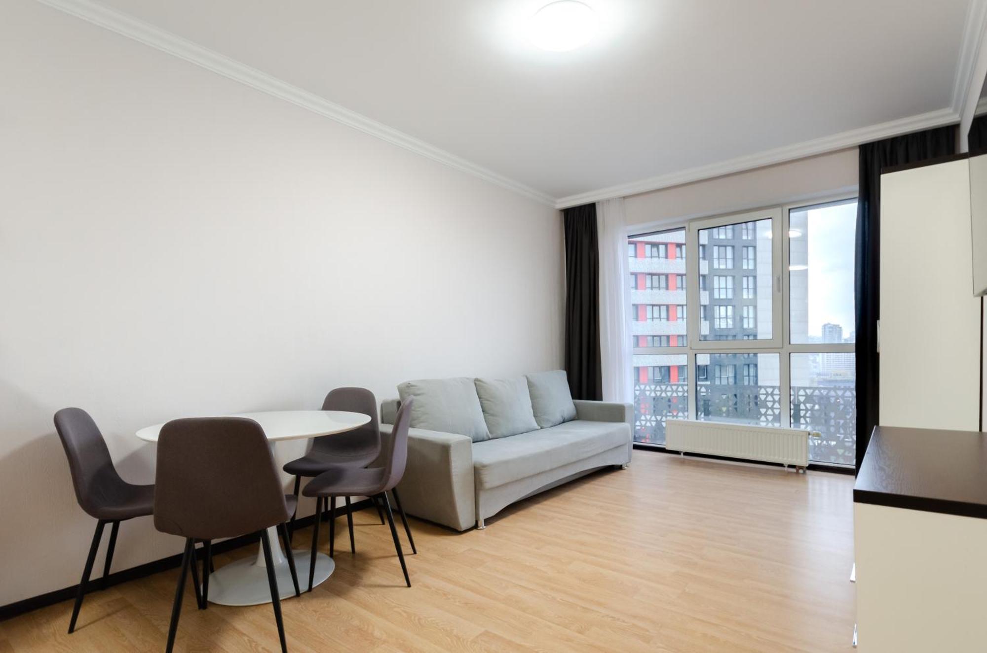 Petrovdom 41B-59B-90B-77B Stunning City View Apartments At Rc Kvartet, Central Railway Station Kiev Exteriör bild