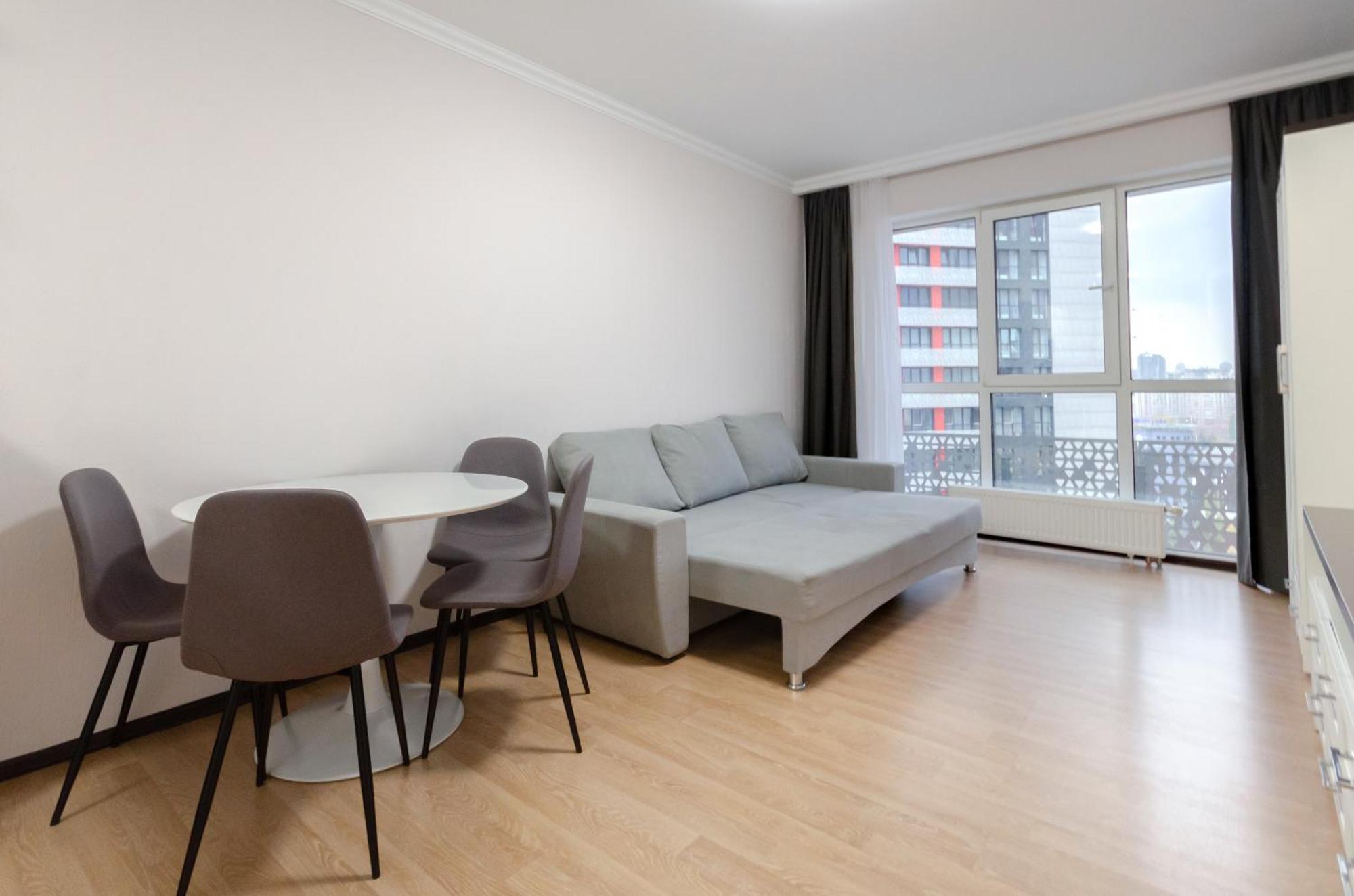 Petrovdom 41B-59B-90B-77B Stunning City View Apartments At Rc Kvartet, Central Railway Station Kiev Exteriör bild