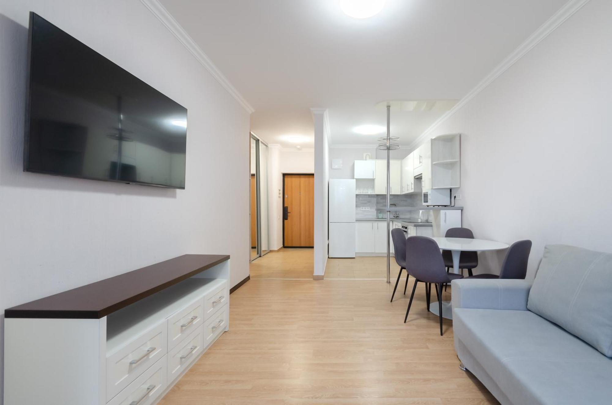 Petrovdom 41B-59B-90B-77B Stunning City View Apartments At Rc Kvartet, Central Railway Station Kiev Exteriör bild