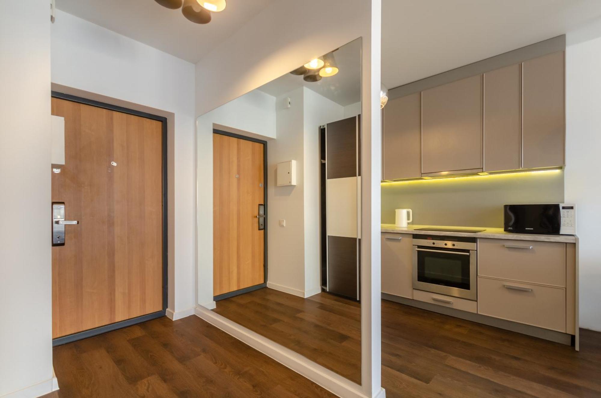 Petrovdom 41B-59B-90B-77B Stunning City View Apartments At Rc Kvartet, Central Railway Station Kiev Exteriör bild