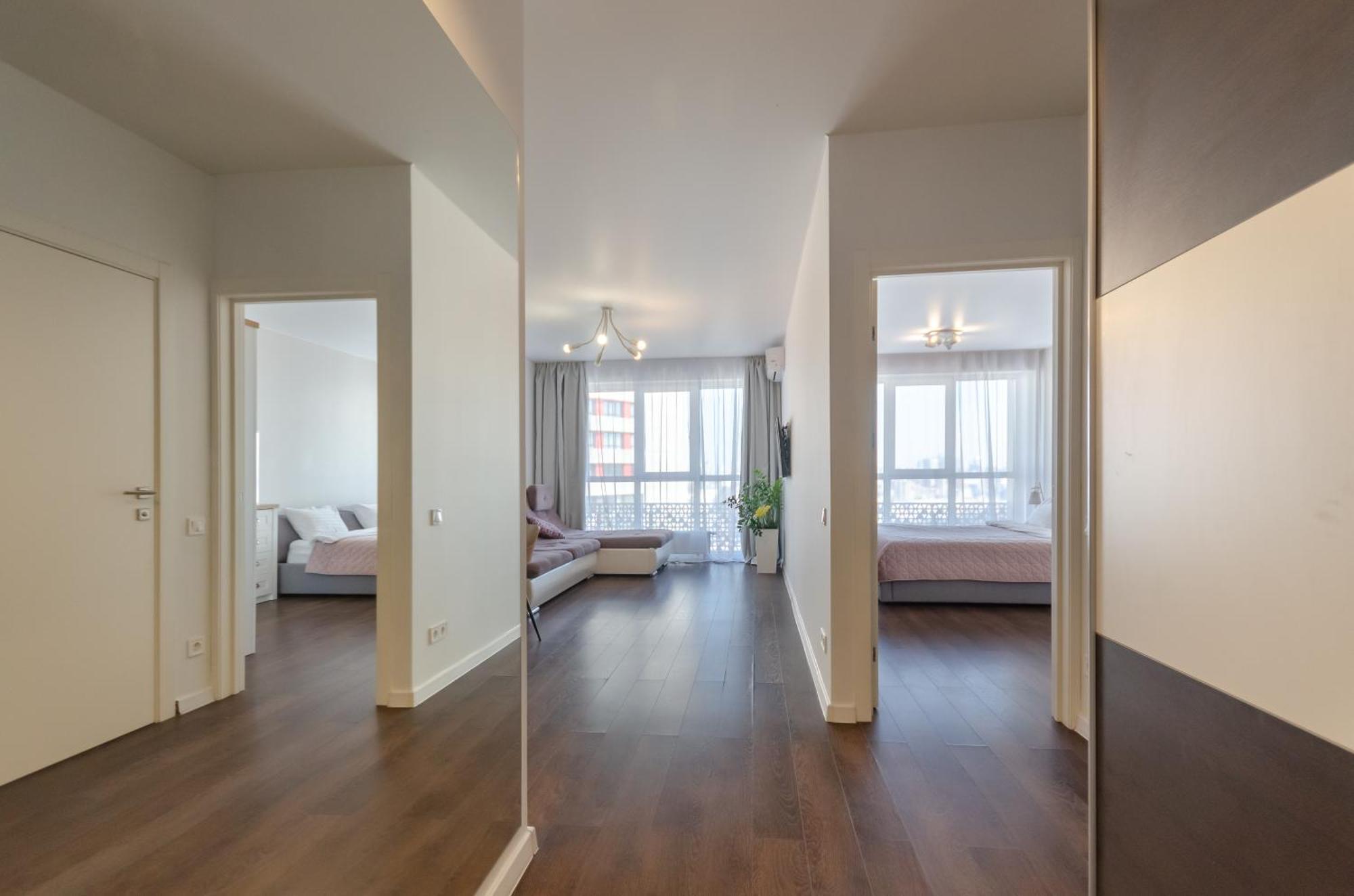 Petrovdom 41B-59B-90B-77B Stunning City View Apartments At Rc Kvartet, Central Railway Station Kiev Exteriör bild