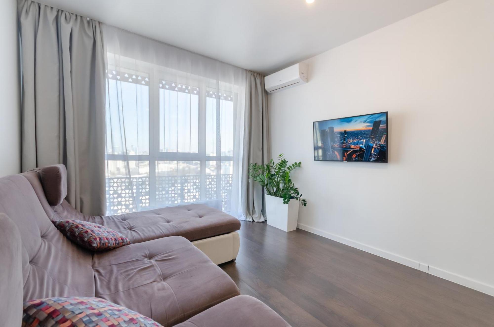Petrovdom 41B-59B-90B-77B Stunning City View Apartments At Rc Kvartet, Central Railway Station Kiev Exteriör bild