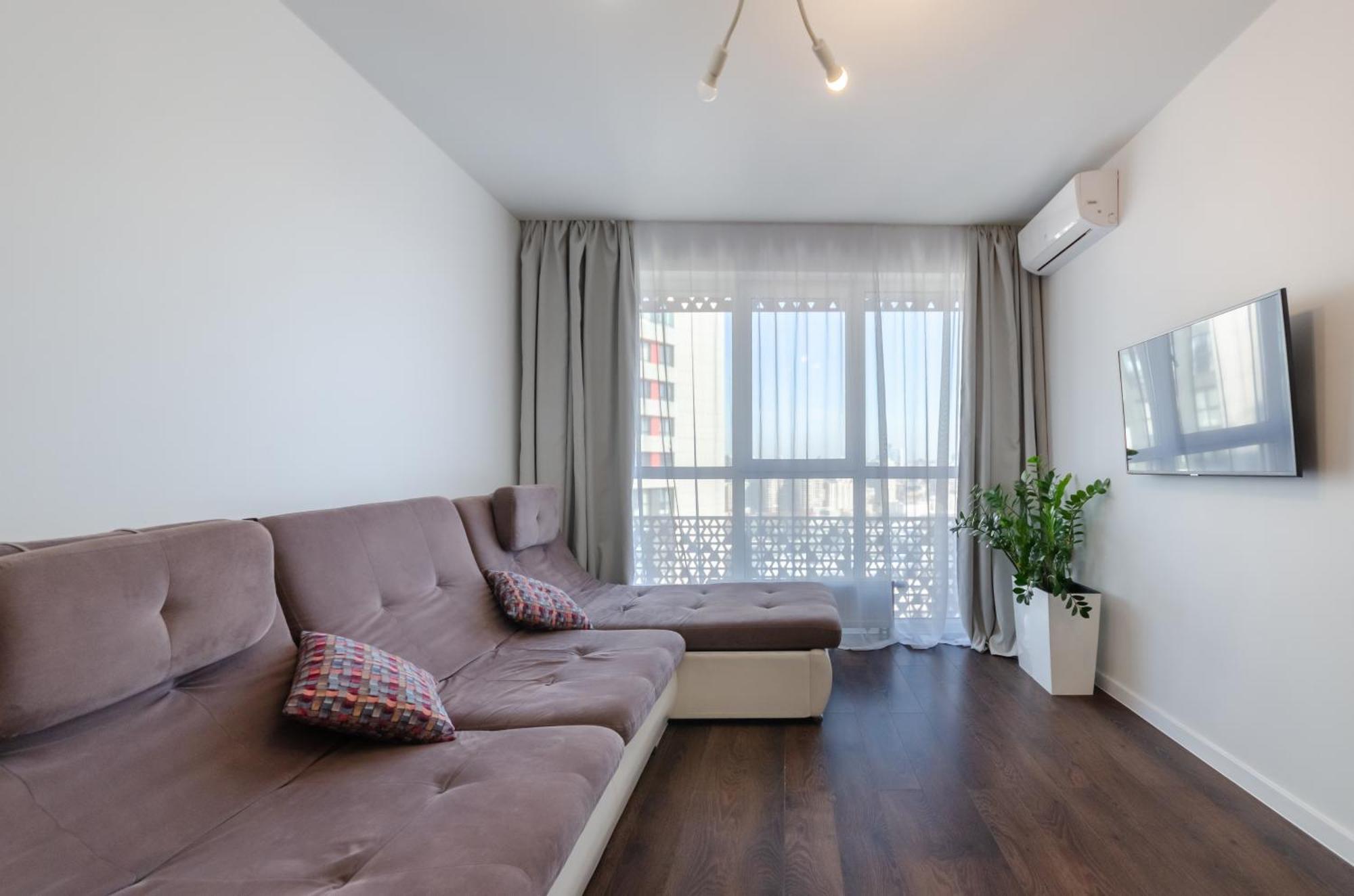 Petrovdom 41B-59B-90B-77B Stunning City View Apartments At Rc Kvartet, Central Railway Station Kiev Exteriör bild
